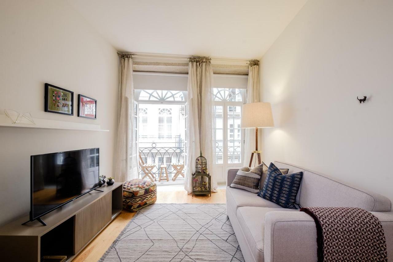 Boutique Rentals-Flores Plaza In City Historical Center OOporto Esterno foto