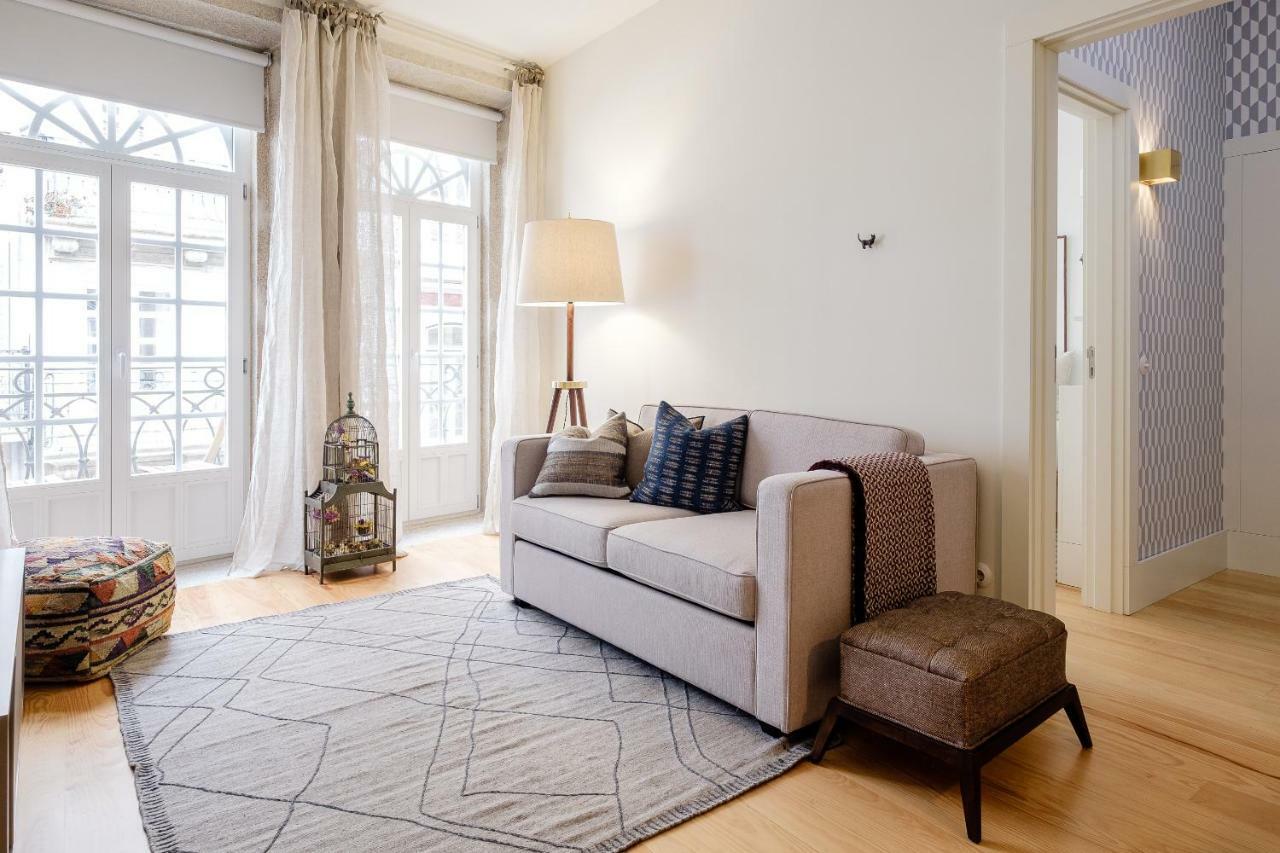 Boutique Rentals-Flores Plaza In City Historical Center OOporto Esterno foto