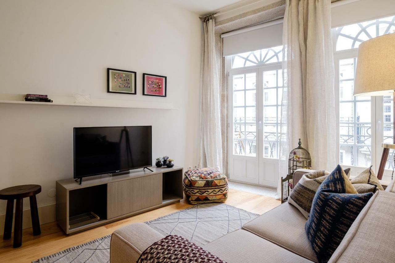 Boutique Rentals-Flores Plaza In City Historical Center OOporto Esterno foto