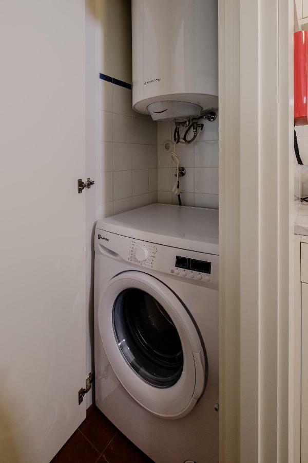 Boutique Rentals-Flores Plaza In City Historical Center OOporto Esterno foto