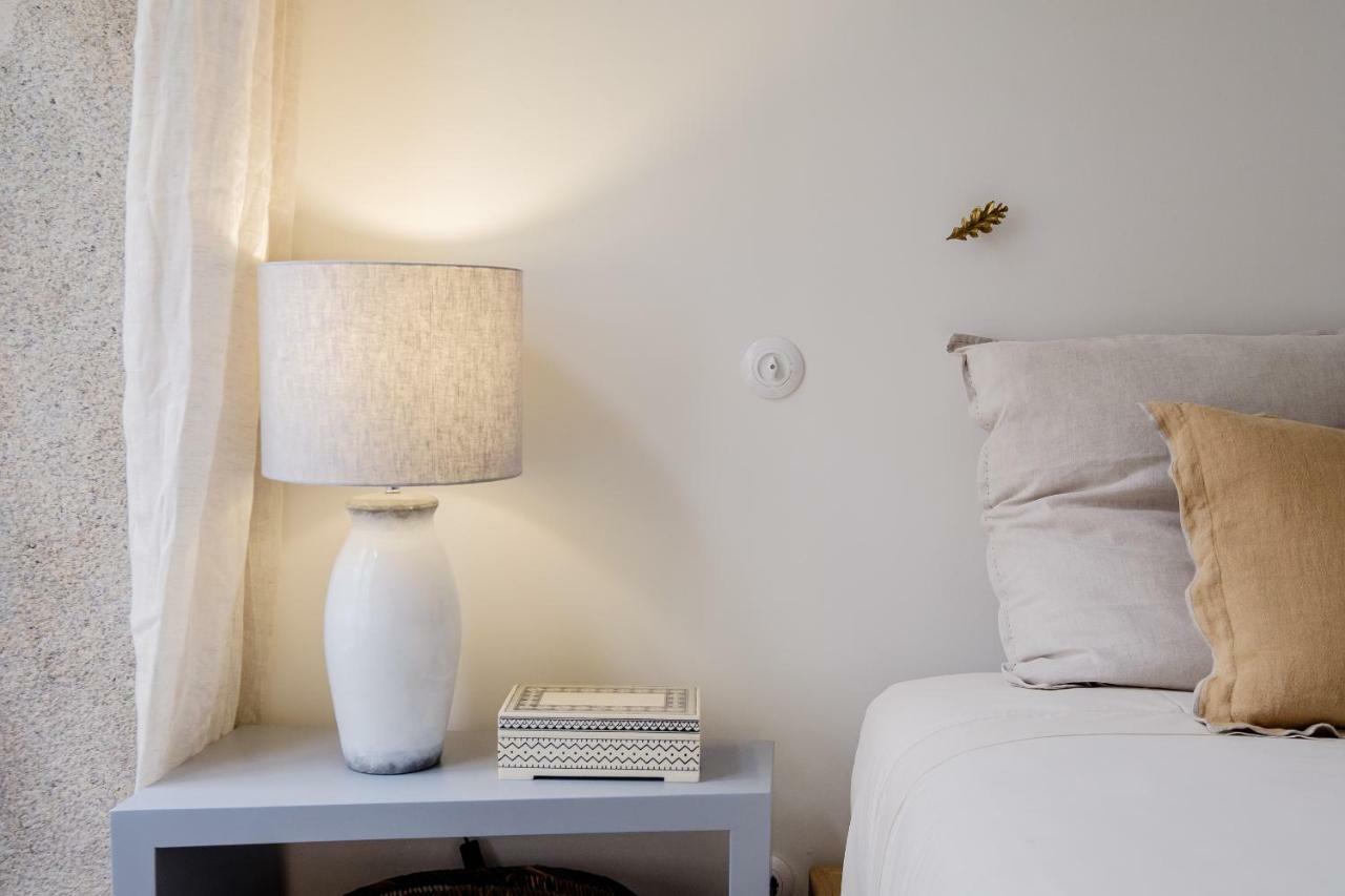 Boutique Rentals-Flores Plaza In City Historical Center OOporto Esterno foto