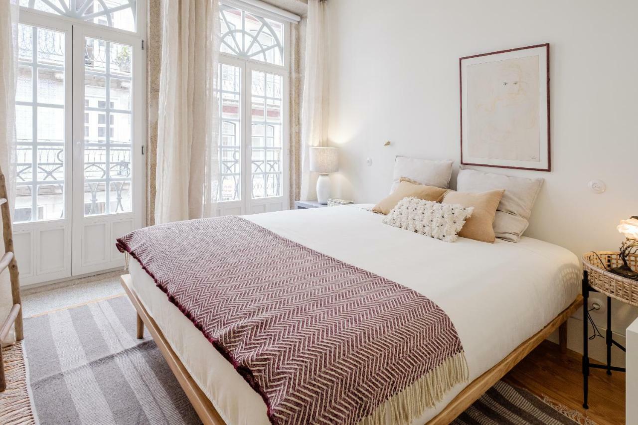 Boutique Rentals-Flores Plaza In City Historical Center OOporto Esterno foto